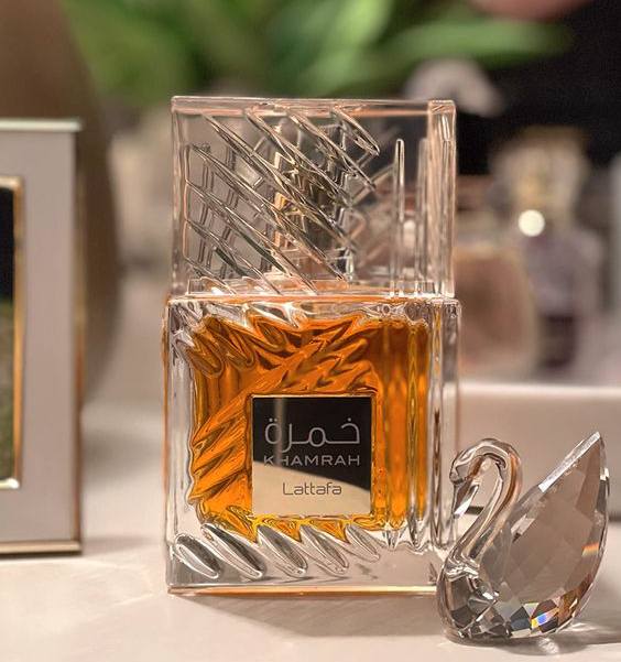 KHAMRAH LATTAFA: El elixir del lujo árabe. 🍯🥃